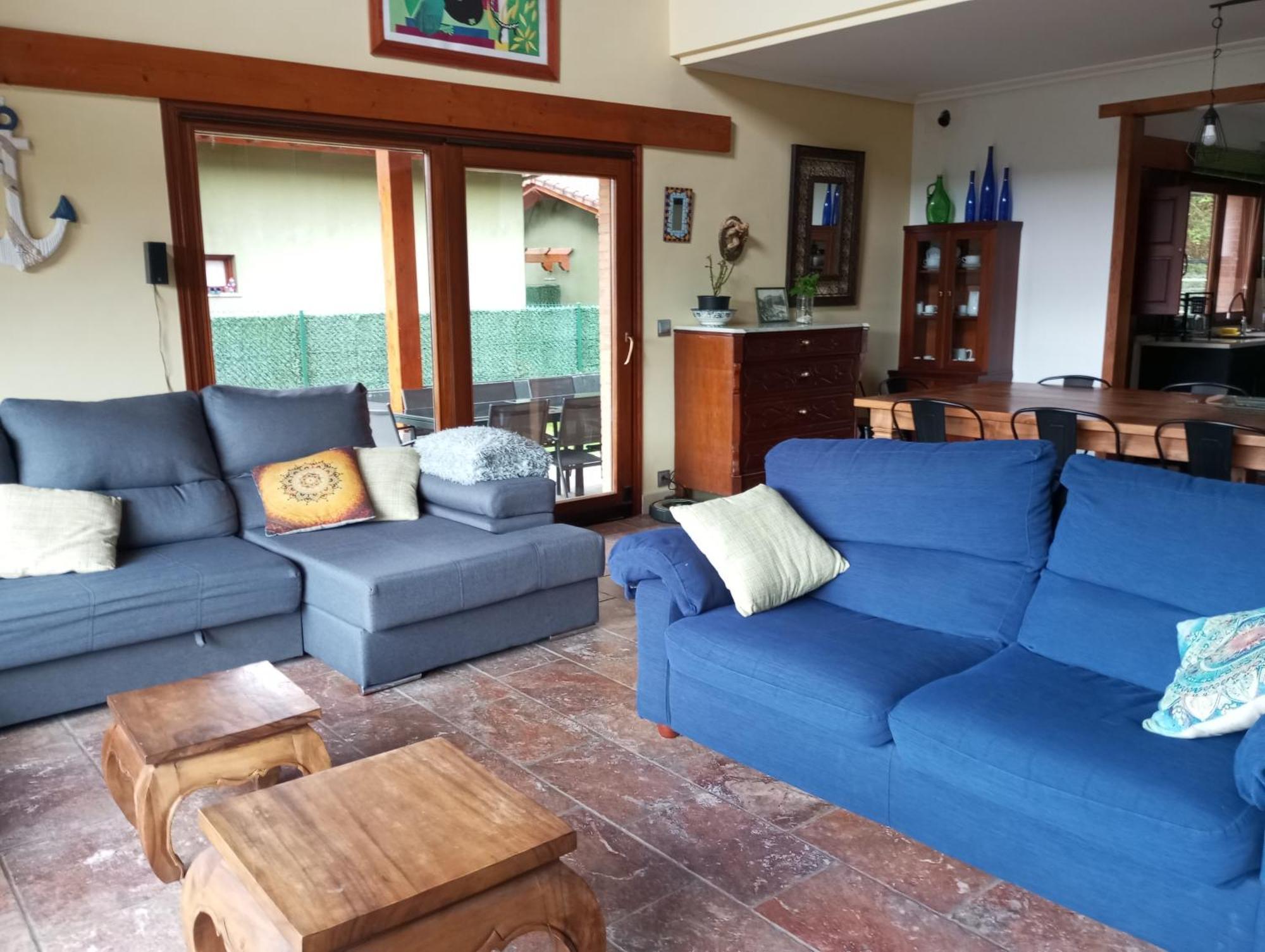 La Casa Malvarrosa Ampuero Luaran gambar