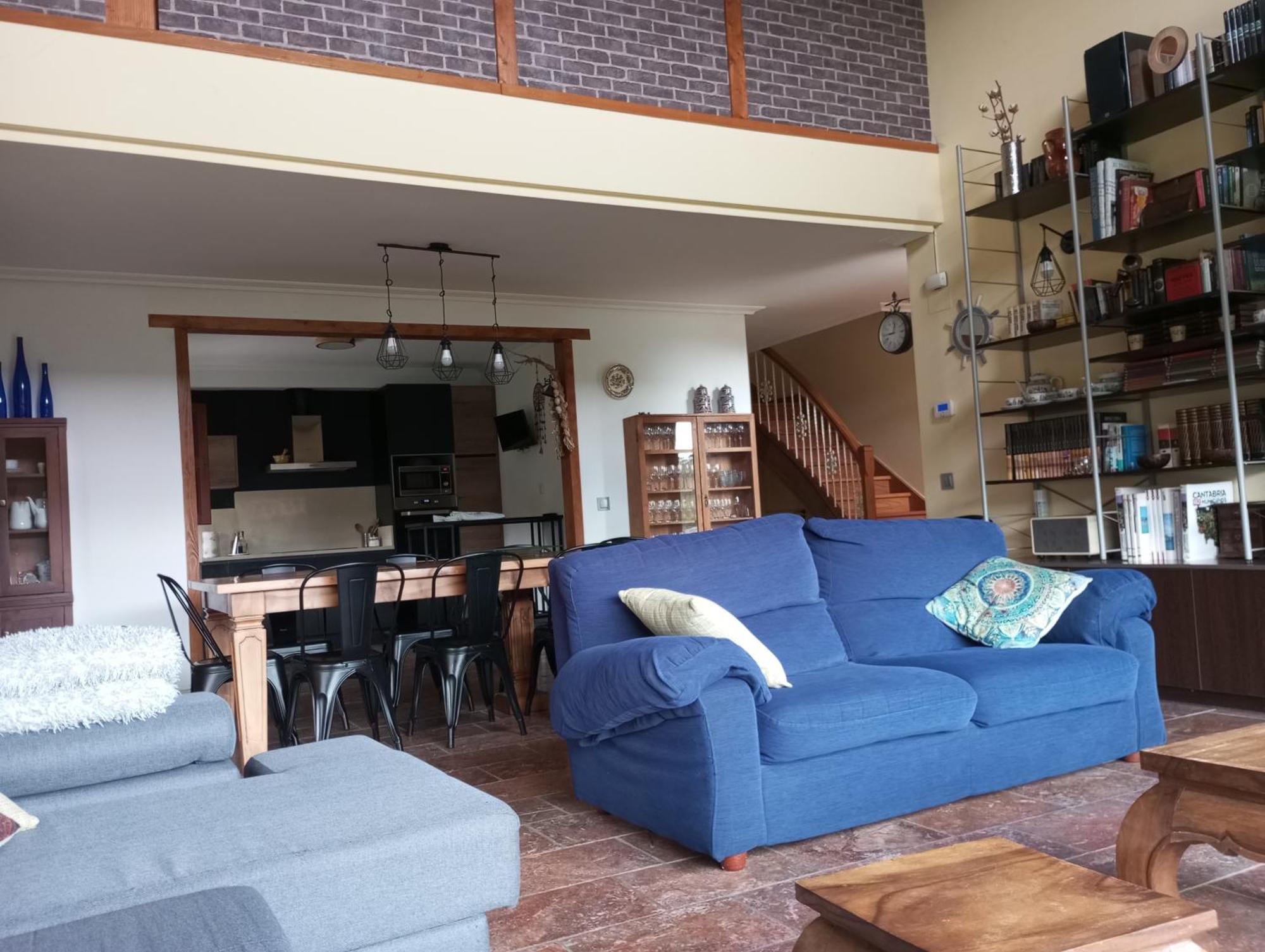 La Casa Malvarrosa Ampuero Luaran gambar