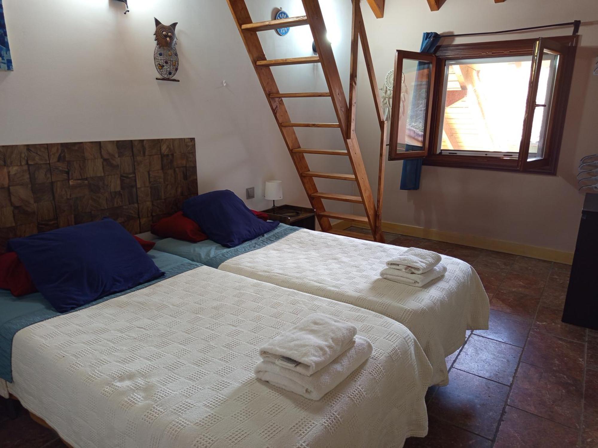 La Casa Malvarrosa Ampuero Luaran gambar