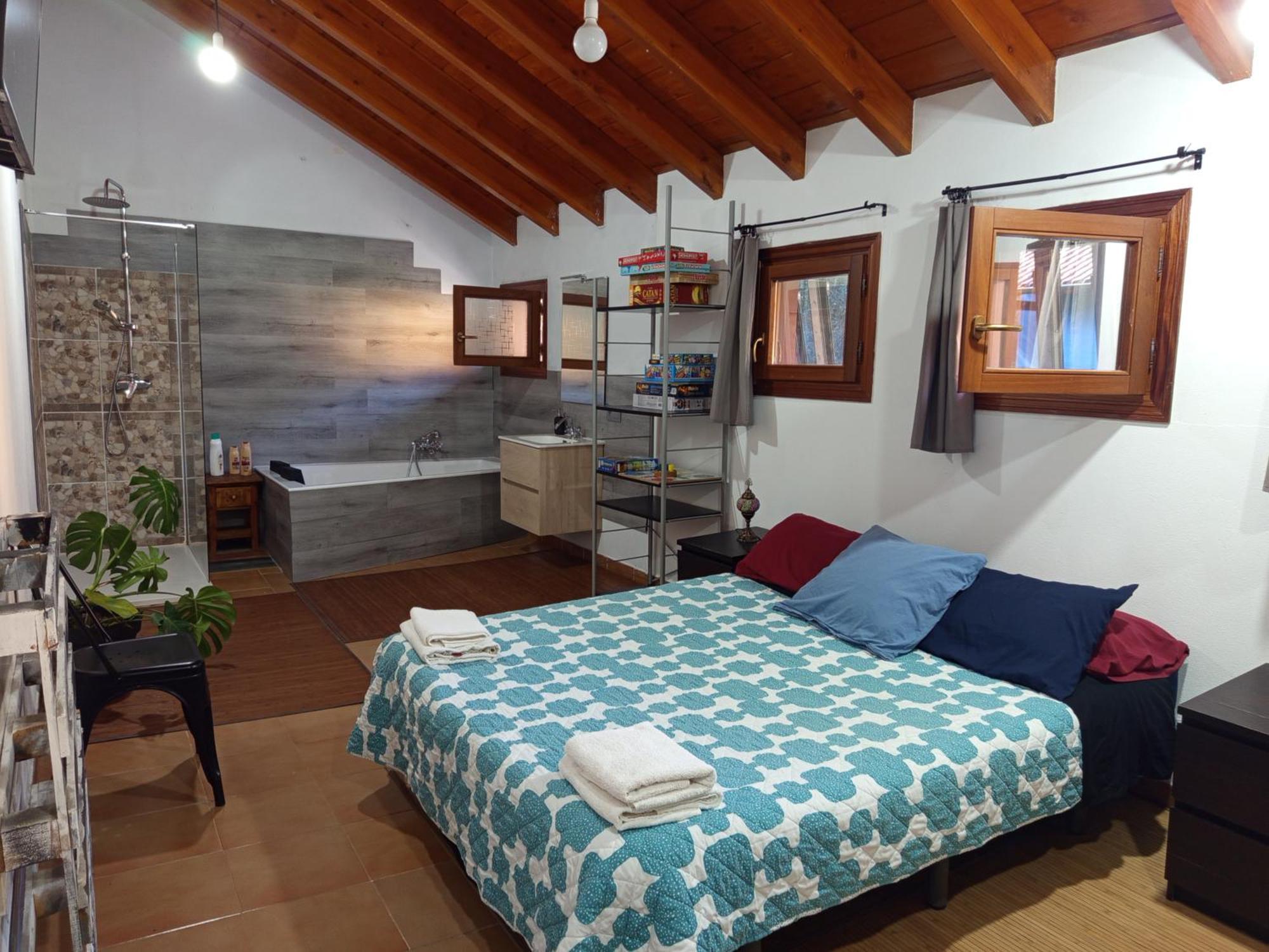 La Casa Malvarrosa Ampuero Luaran gambar